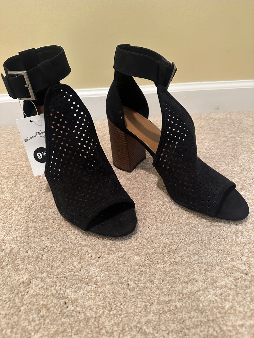 Universal Thread Black Perforated Block Heel Ankle Strap Sandals